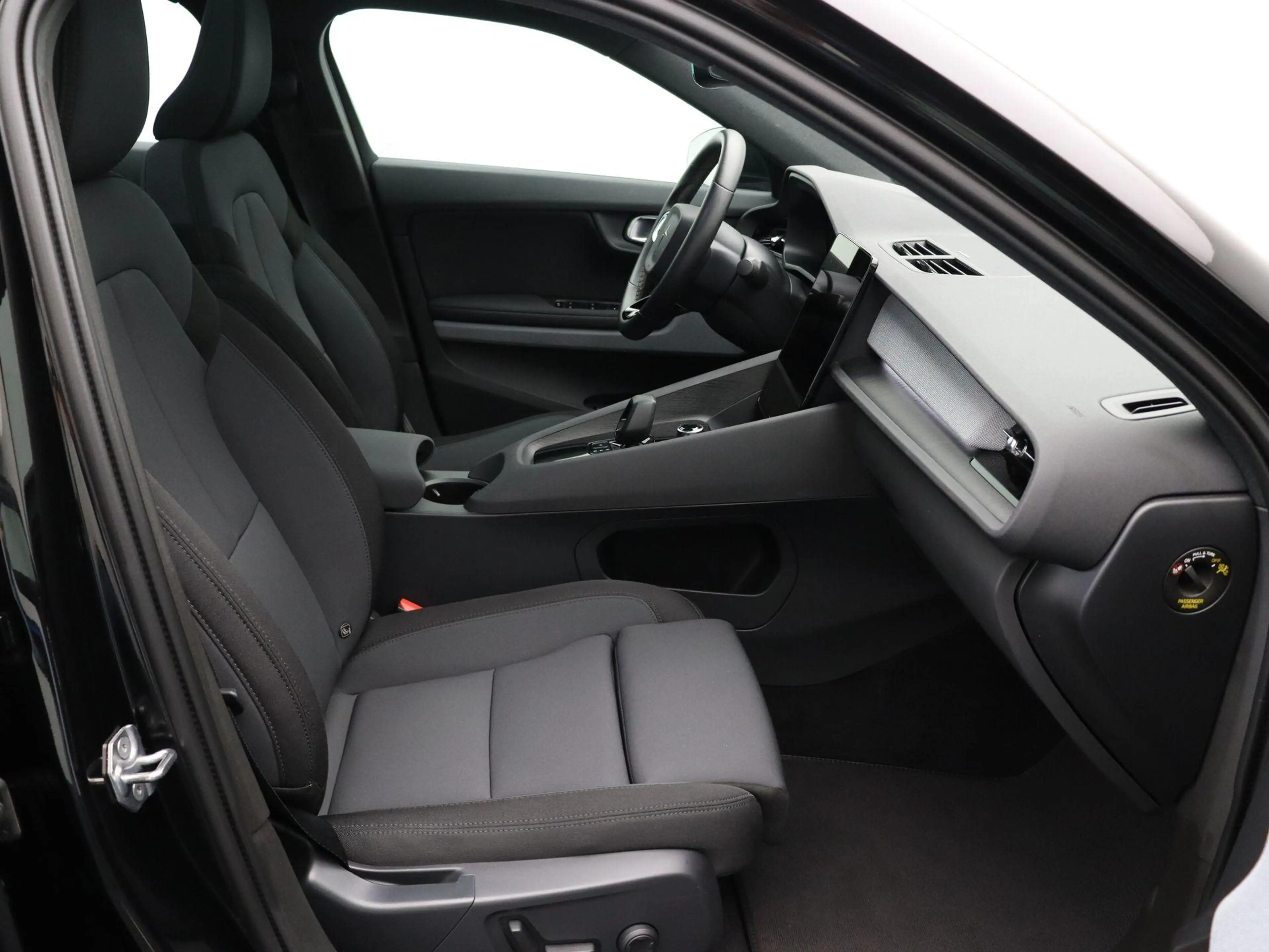 Polestar 2 Standard Range Single Motor 63kWh | 92,3% SOH | Ha — photo 14