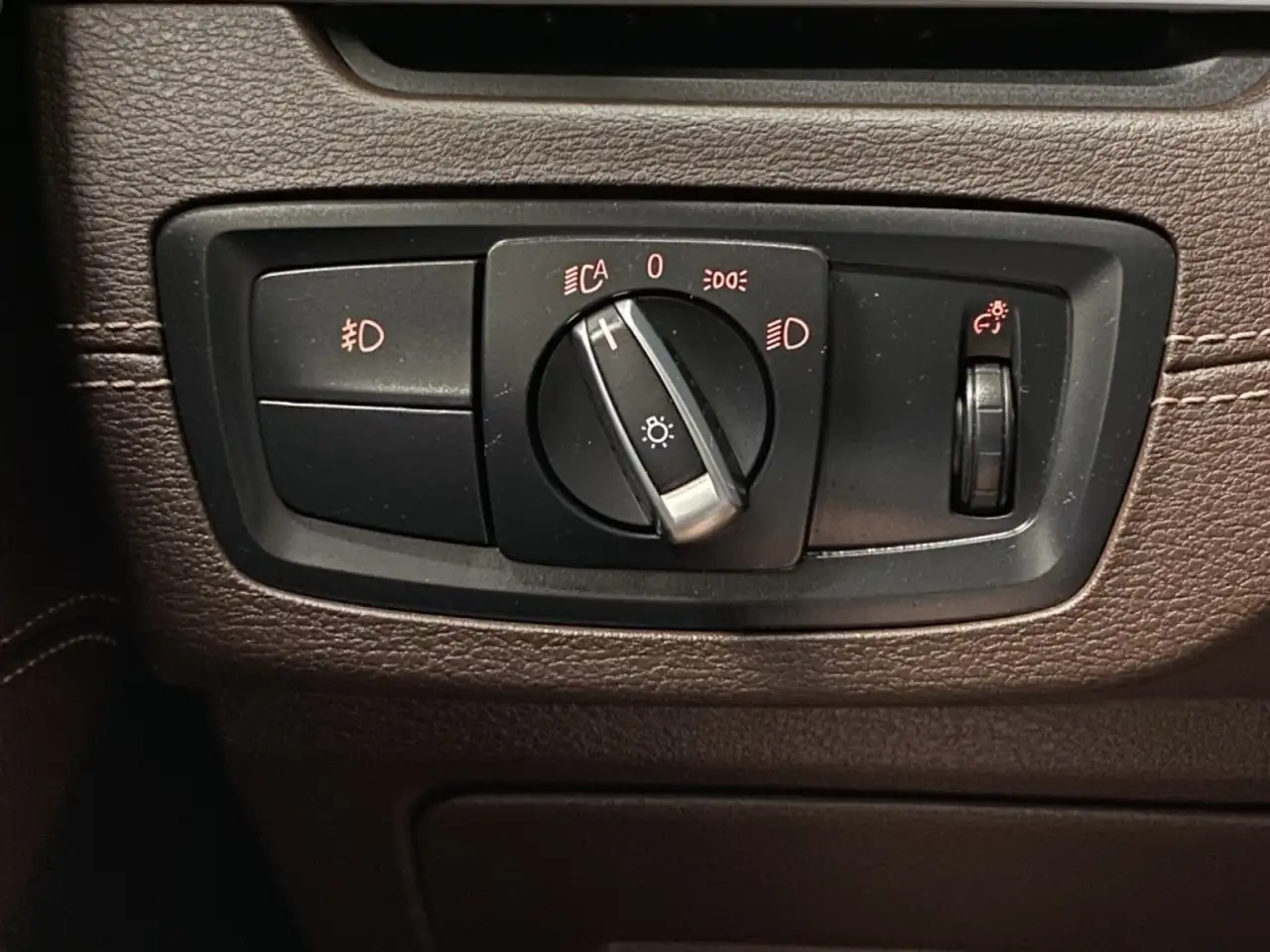 BMW X1 снимка BMW X1