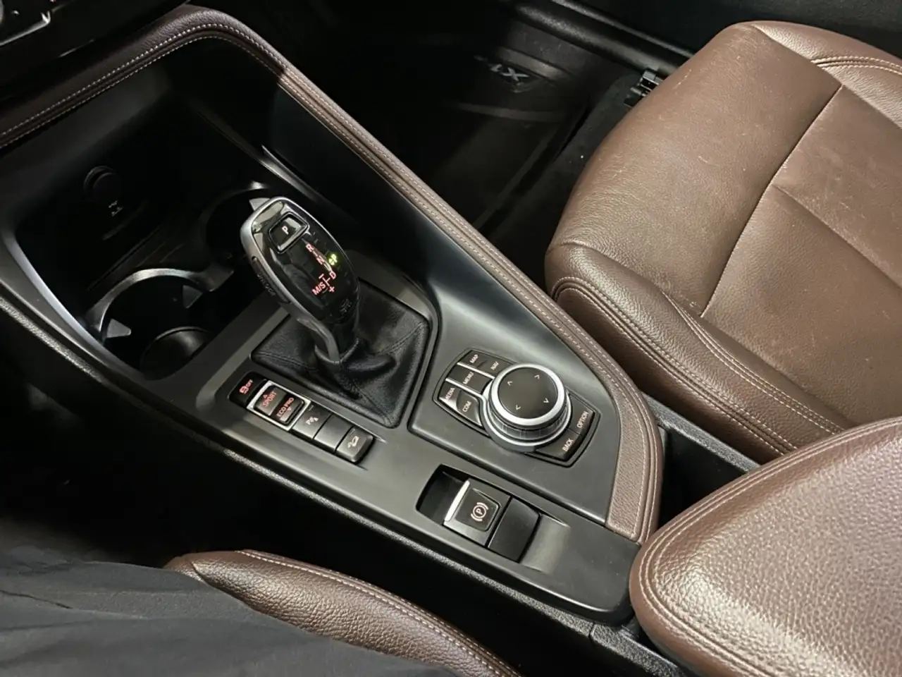 BMW X1 снимка BMW X1