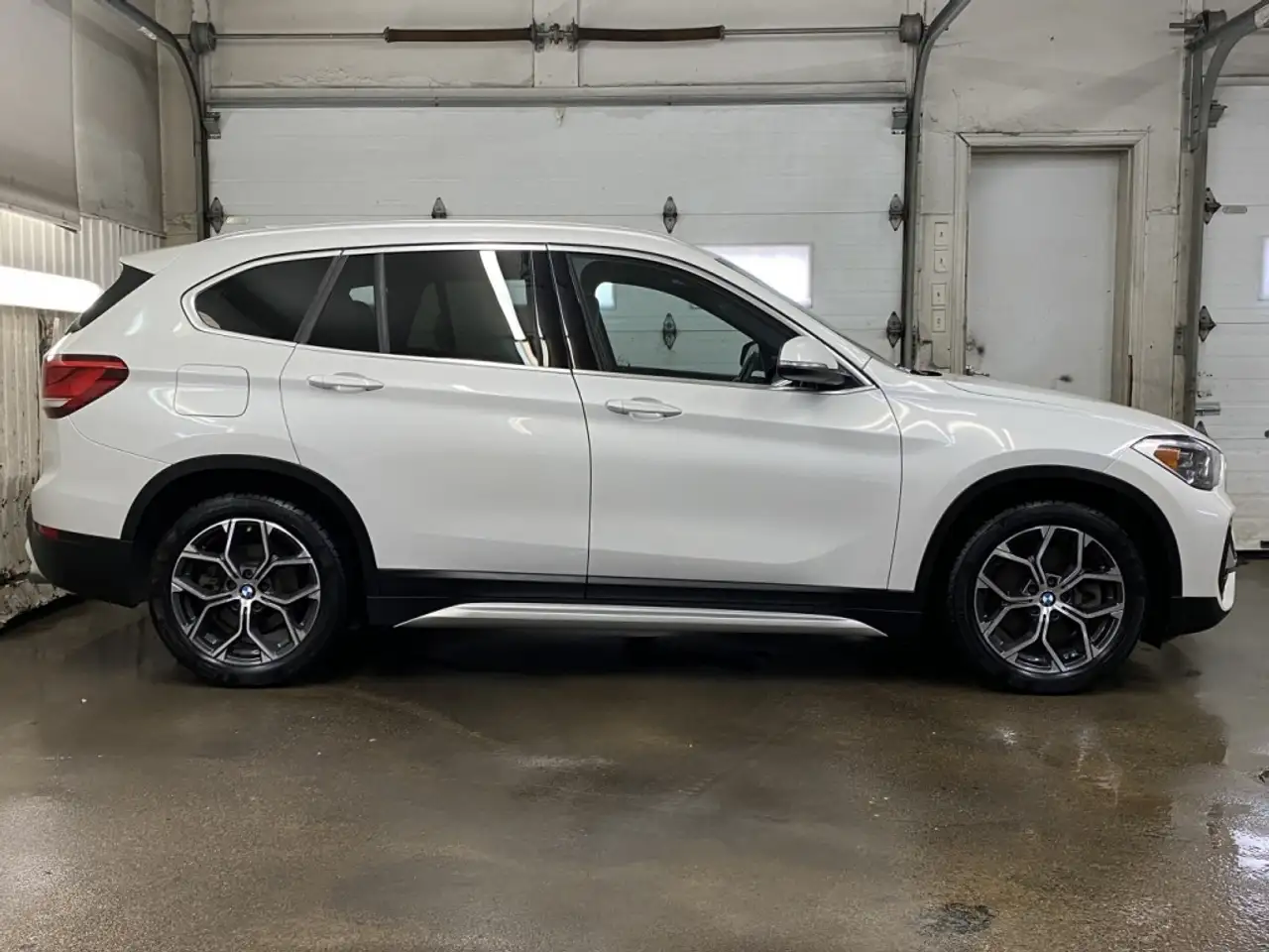 BMW X1 снимка BMW X1