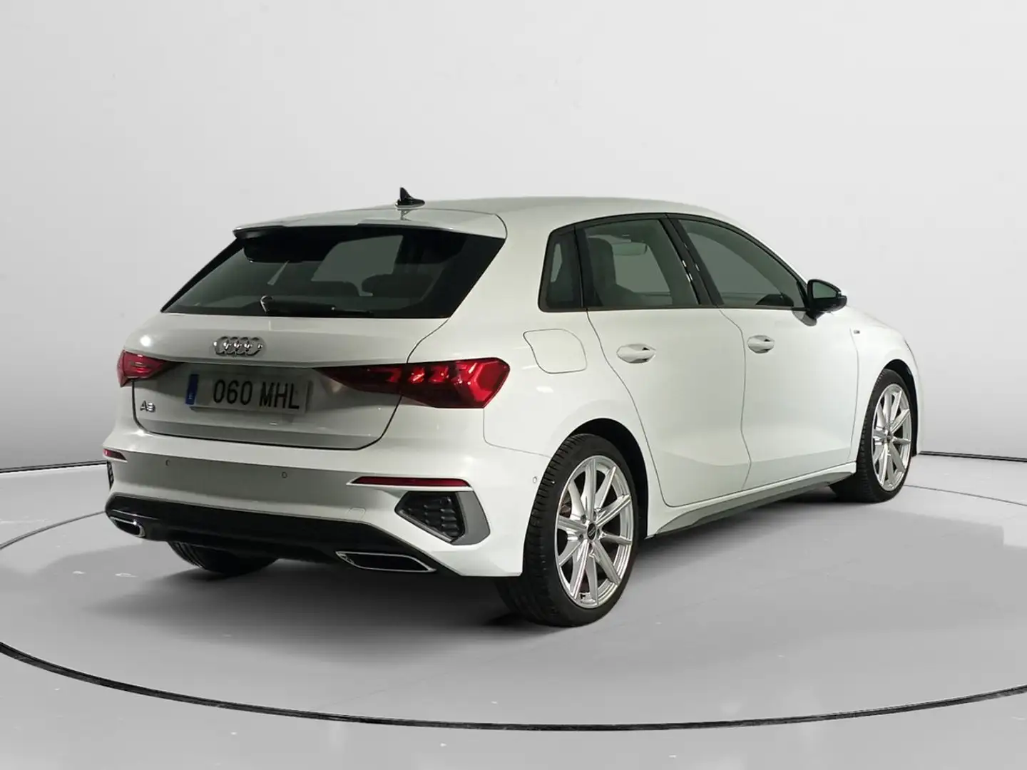 Audi A3 35 TDI Genuine edition Blanco - 2