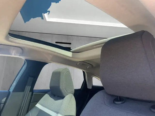 Citroen C4 view 17
