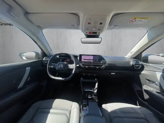 Citroen C4 view 12