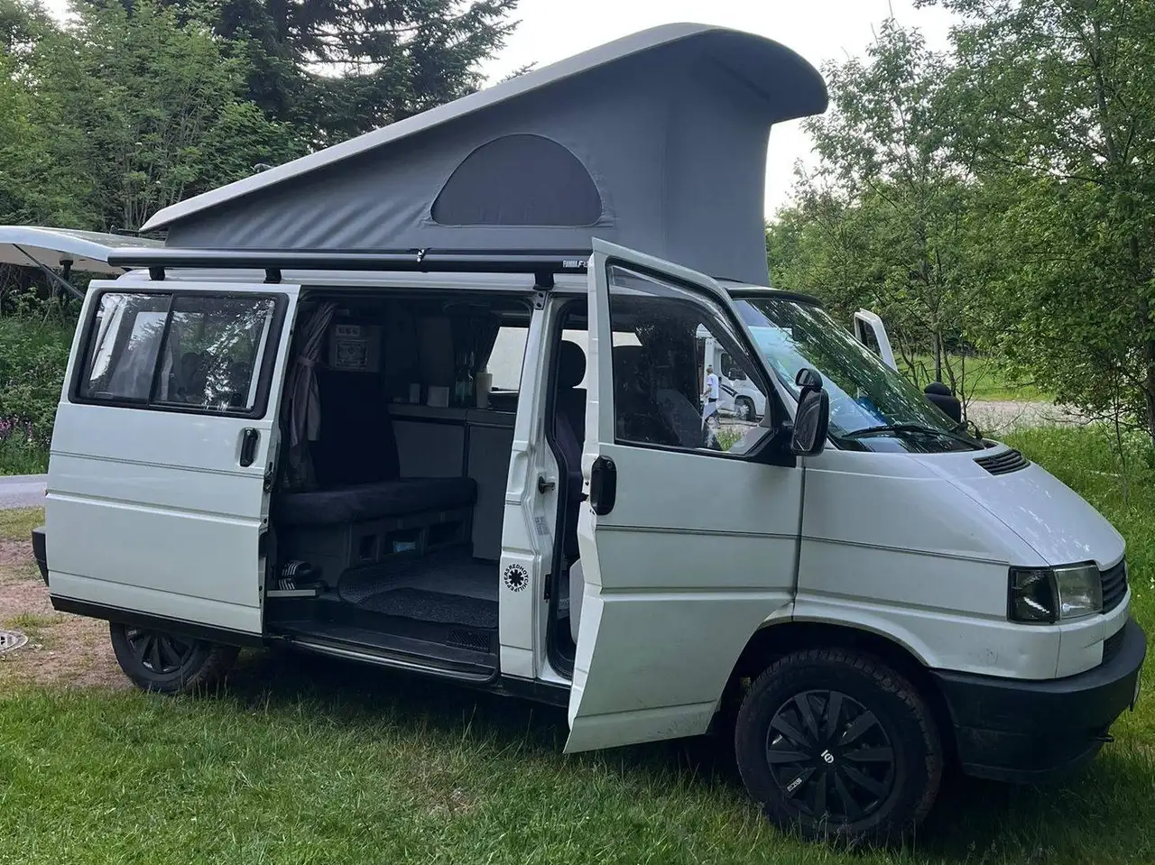 Volkswagen T4 California, foto 1