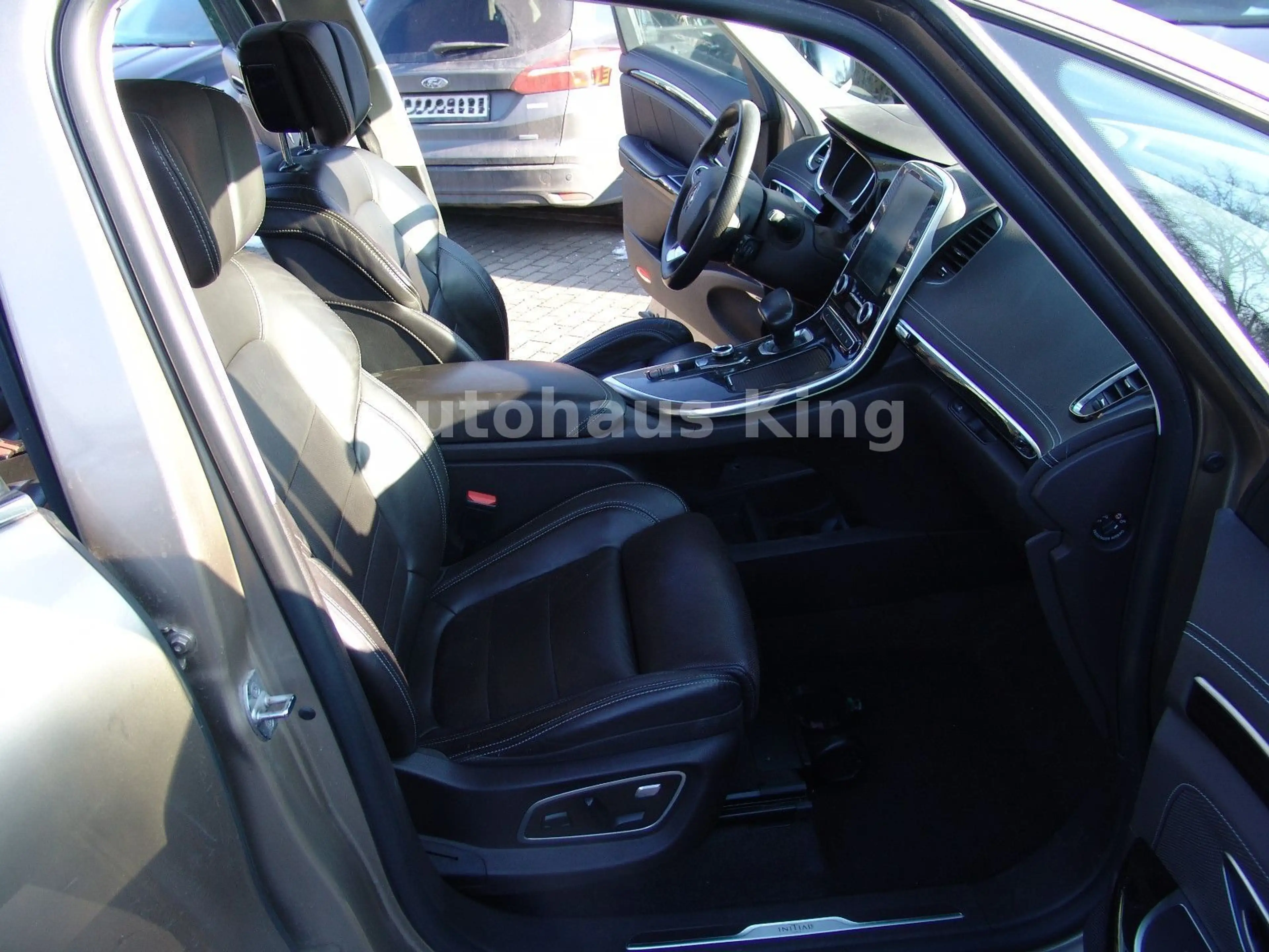 Renault Espace V Initiale Paris-AUT/7Si/Leder/NAVI/Pano — photo 7