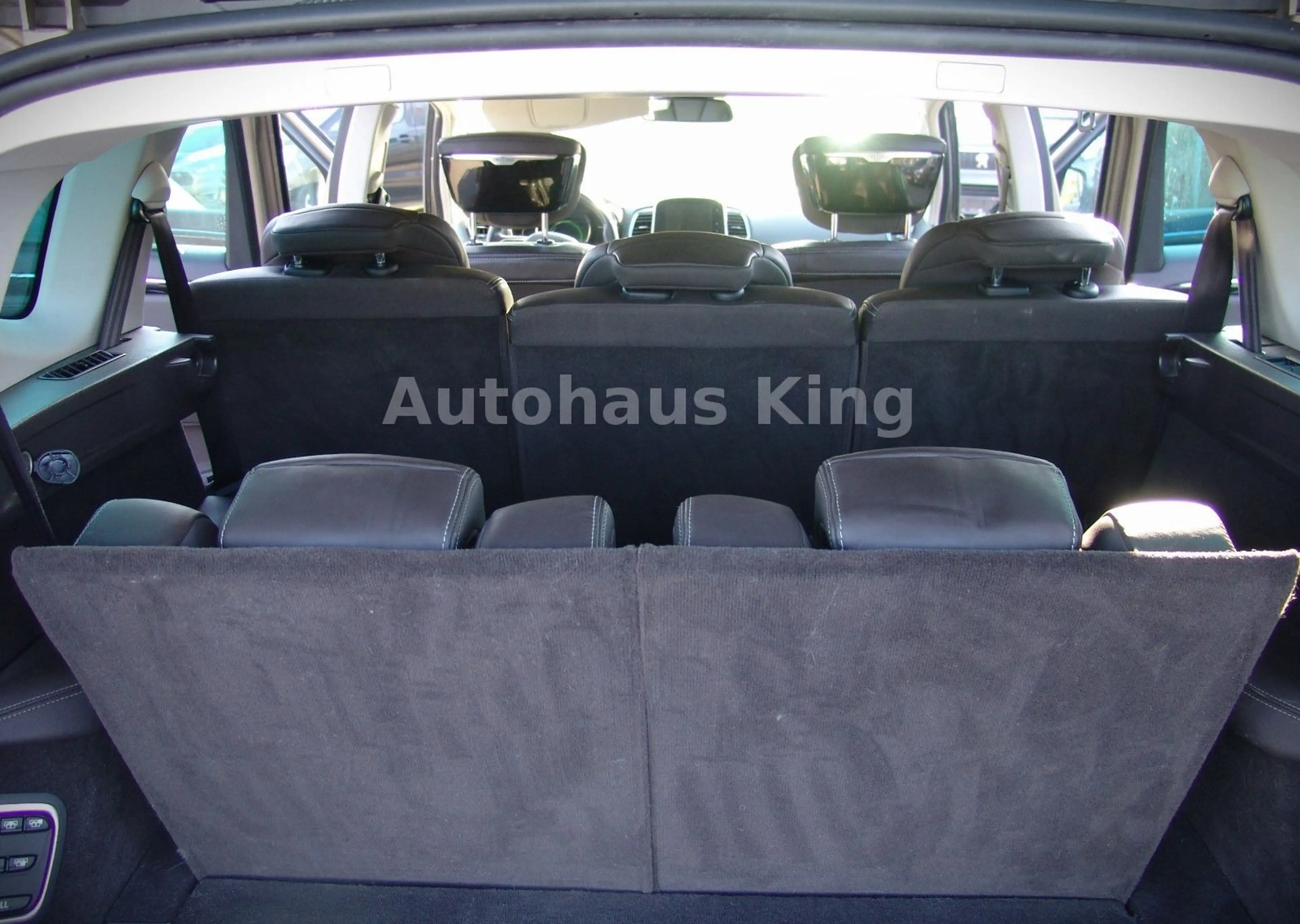 Renault Espace V Initiale Paris-AUT/7Si/Leder/NAVI/Pano — photo 14