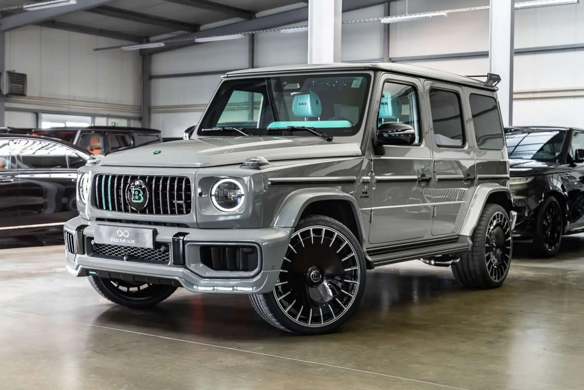 벤츠 G-Class G 63 AMG 2026 회색 사진 2