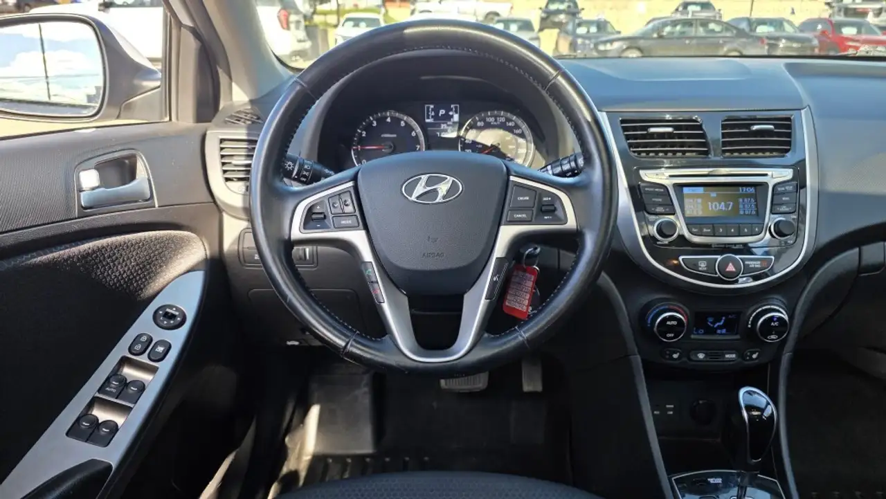 Hyundai ACCENT снимка Hyundai ACCENT