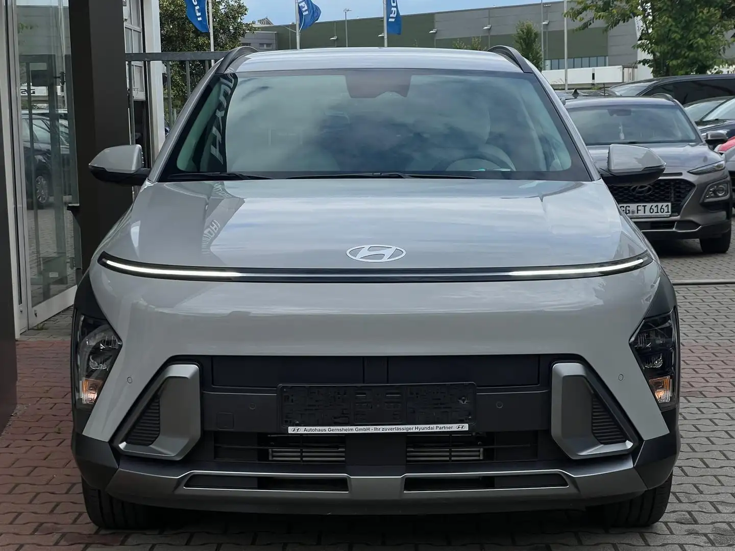 Hyundai KONA ***Trend 2WD, NAVI, ACC, KAMERA, SZH, LED*** Gris - 2