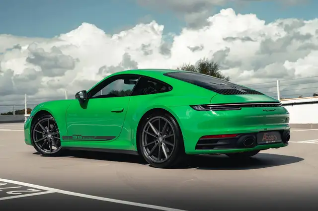 Porsche 992