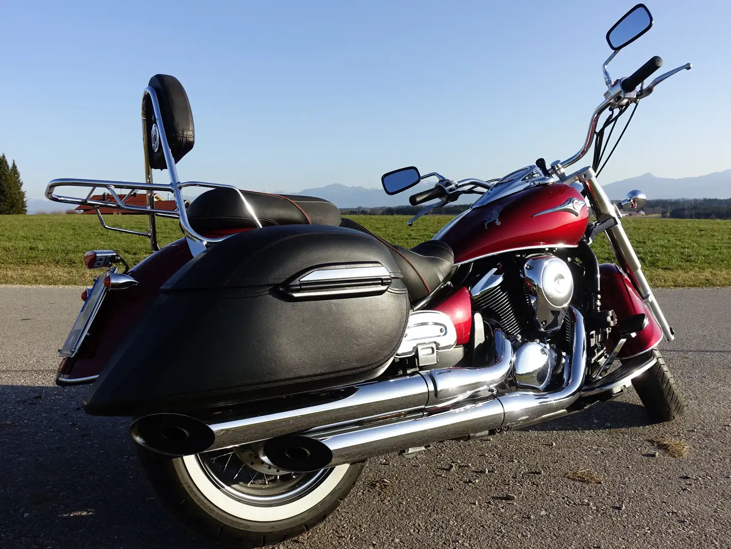 Kawasaki VN 900 Classic Roşu - 2