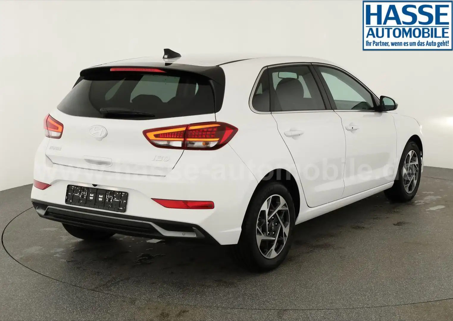 Hyundai i30 Style 1.5 T-GDI Style, Navi, Kamera, LED, 16-Zo... White - 2