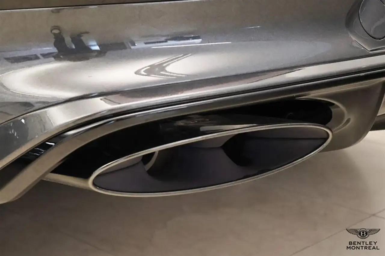 Bentley Bentayga снимка Bentley Bentayga