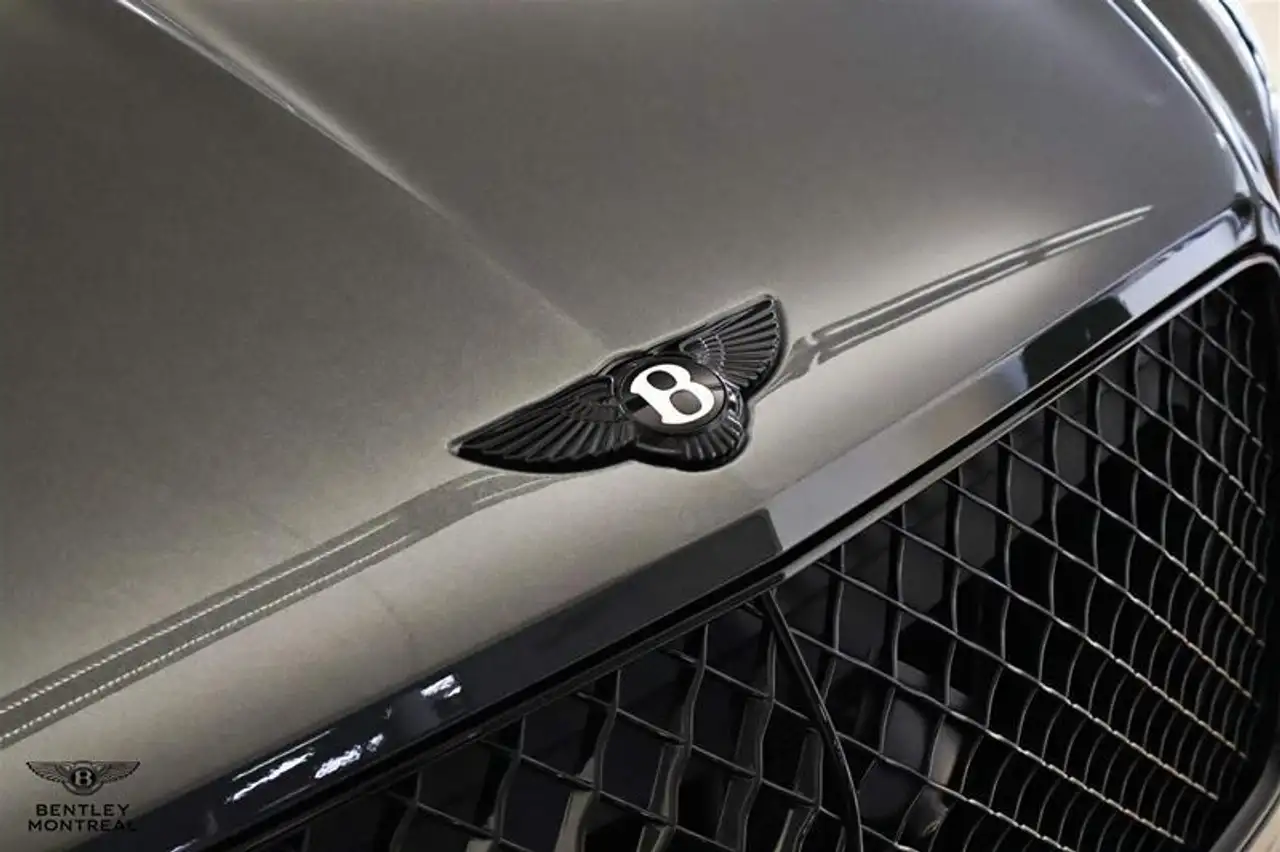 Bentley Bentayga снимка Bentley Bentayga