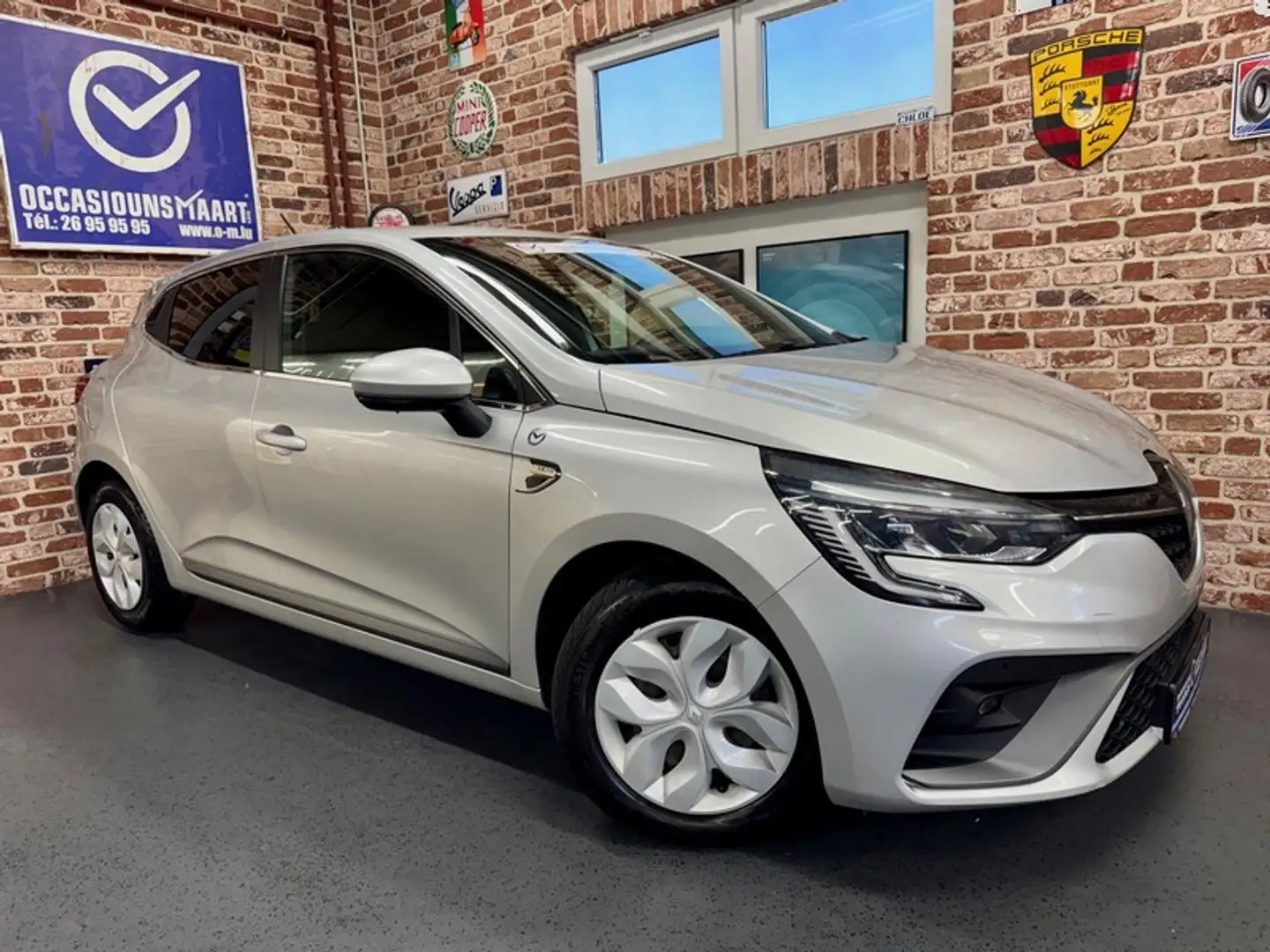 Renault Clio Clio 1.4 TCe 131cv Auto RS-LINE Cuir-Tissu/Navi/T Gris - 1