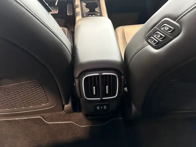 Hyundai Ioniq 6 view 13