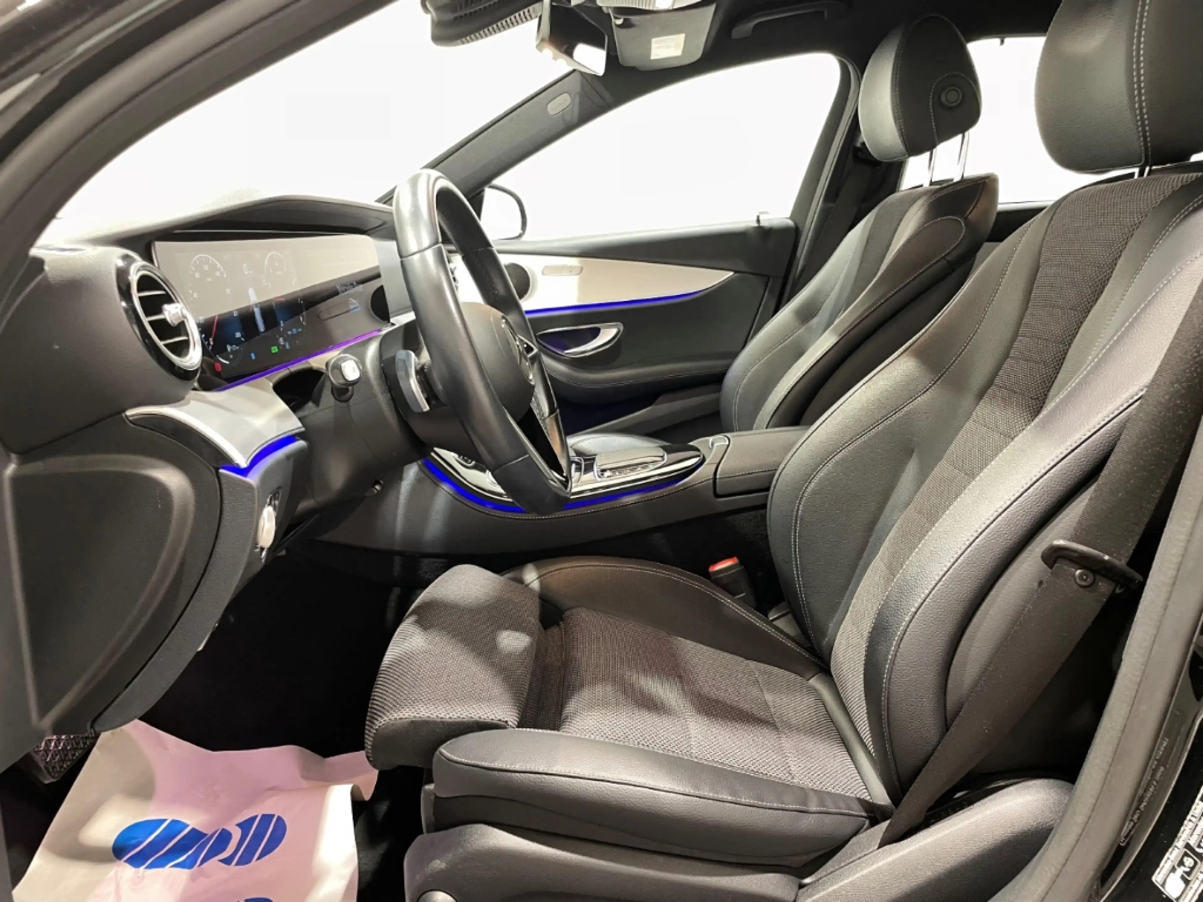 Mercedes-Benz E 200 T 4Matic AMG-Line Automatik EU6d Navi LED Widescre — photo 5
