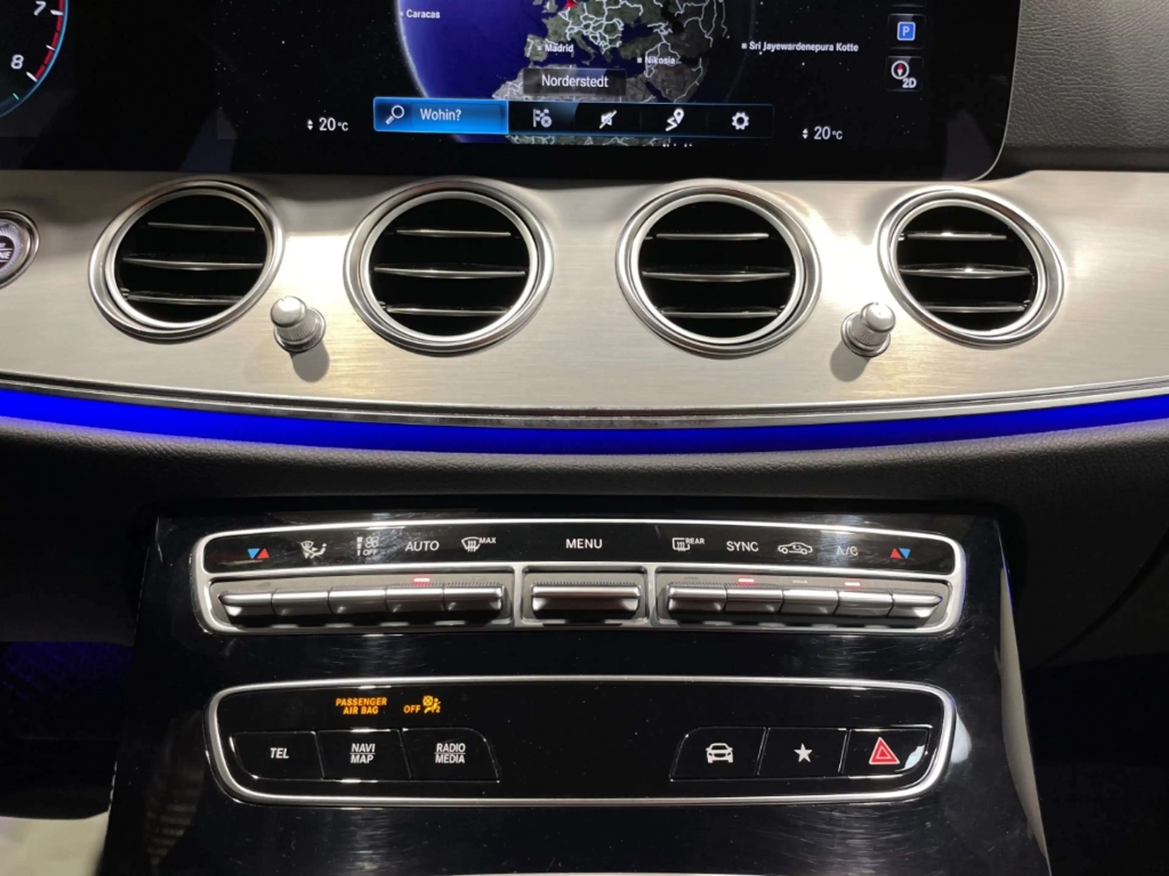 Mercedes-Benz E 200 T 4Matic AMG-Line Automatik EU6d Navi LED Widescre — photo 13