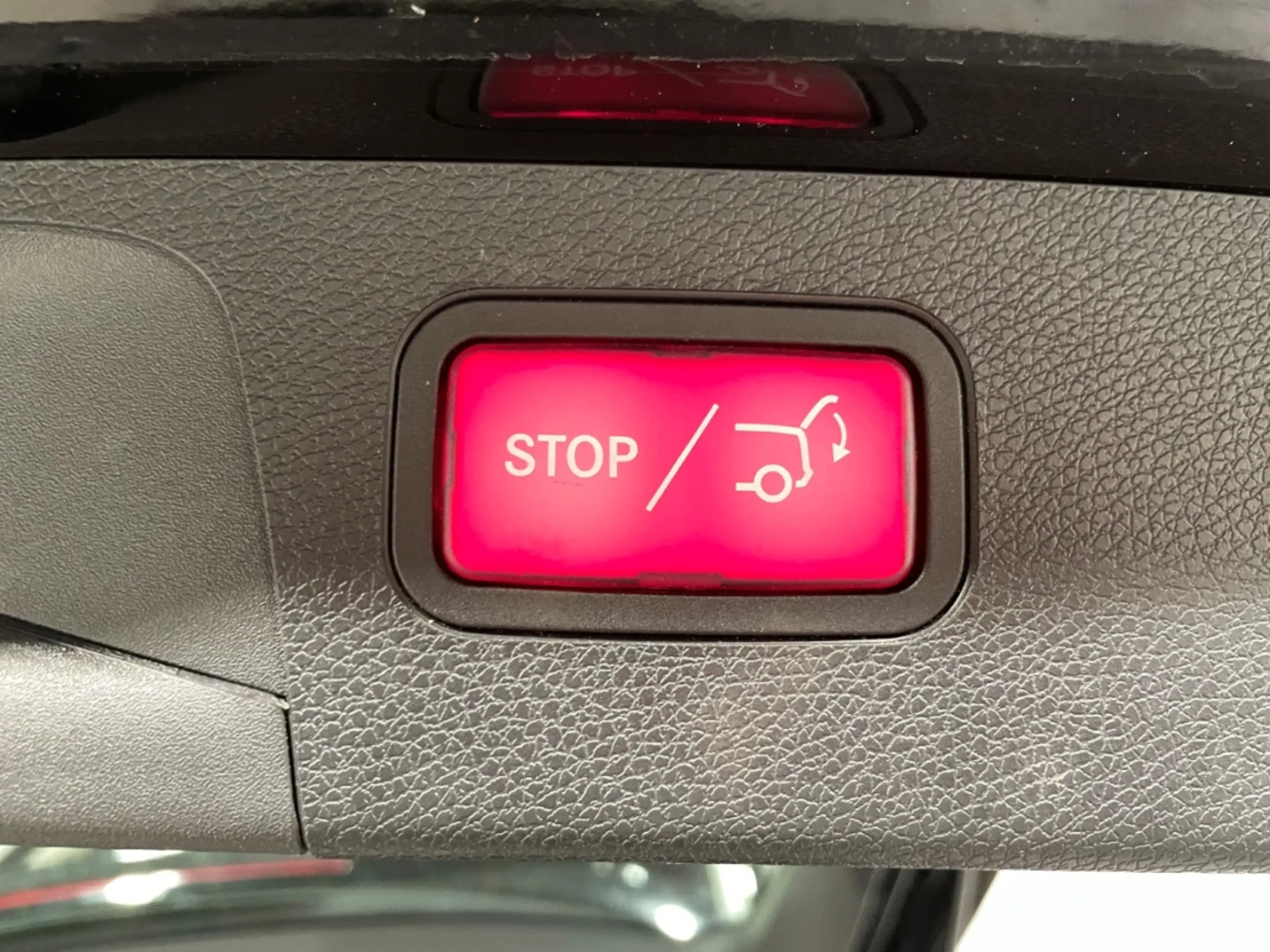 Mercedes-Benz E 200 T 4Matic AMG-Line Automatik EU6d Navi LED Widescre — photo 9