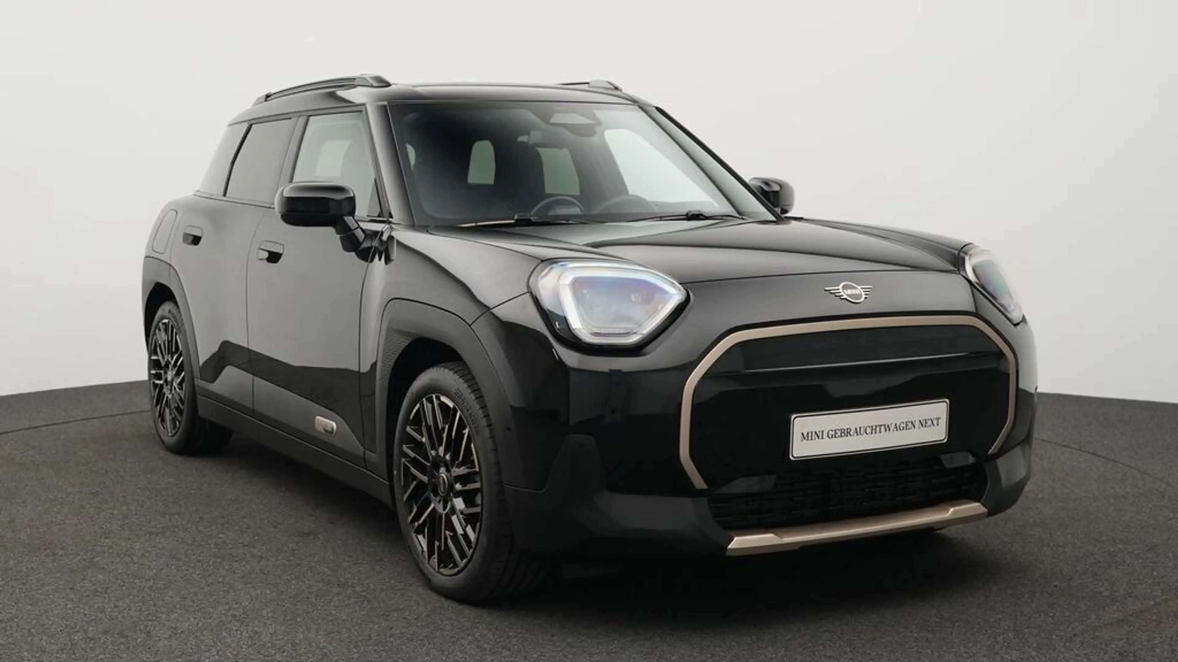 MINI Aceman Favoured Trim — photo 14