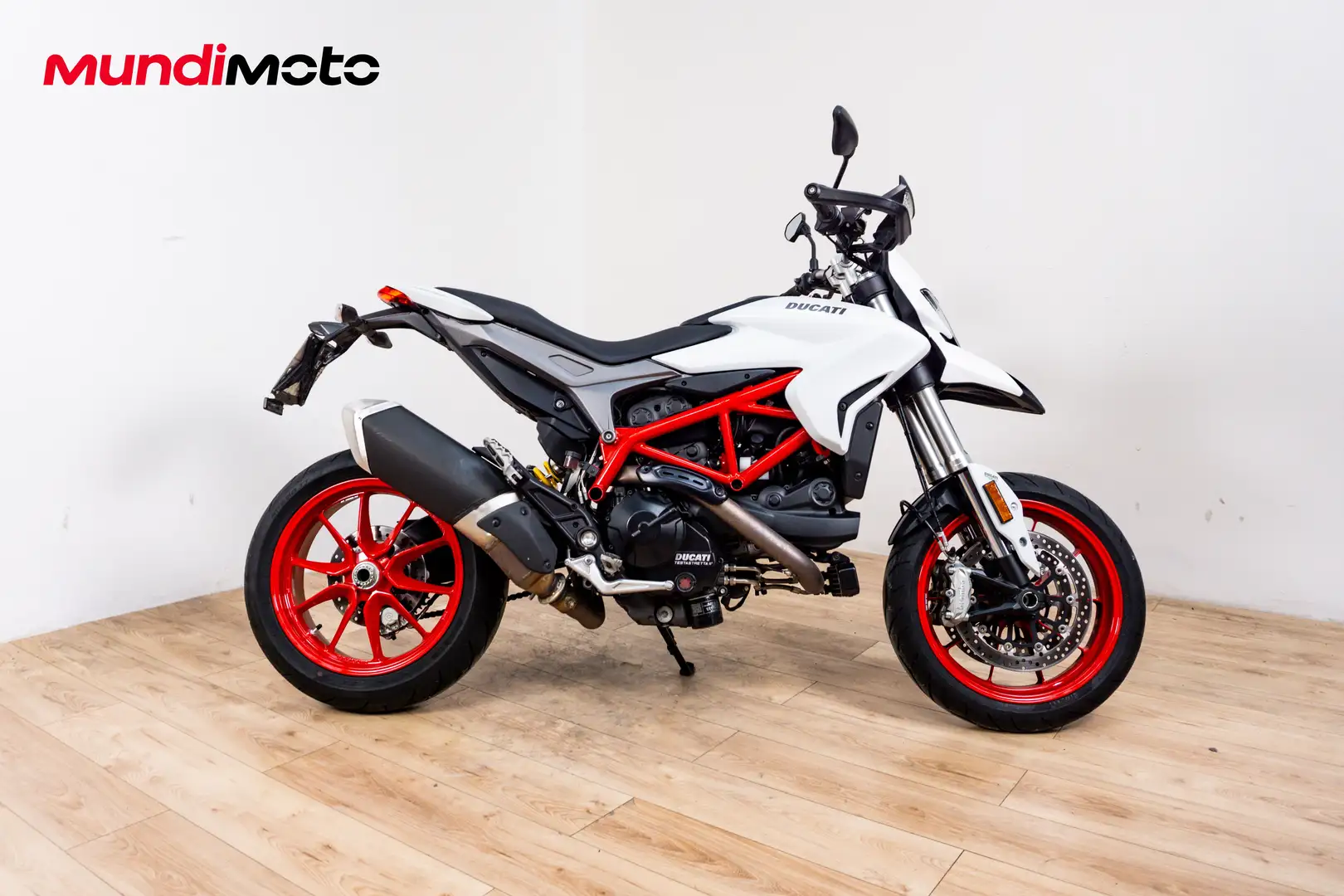 Ducati Hypermotard 939 - 1