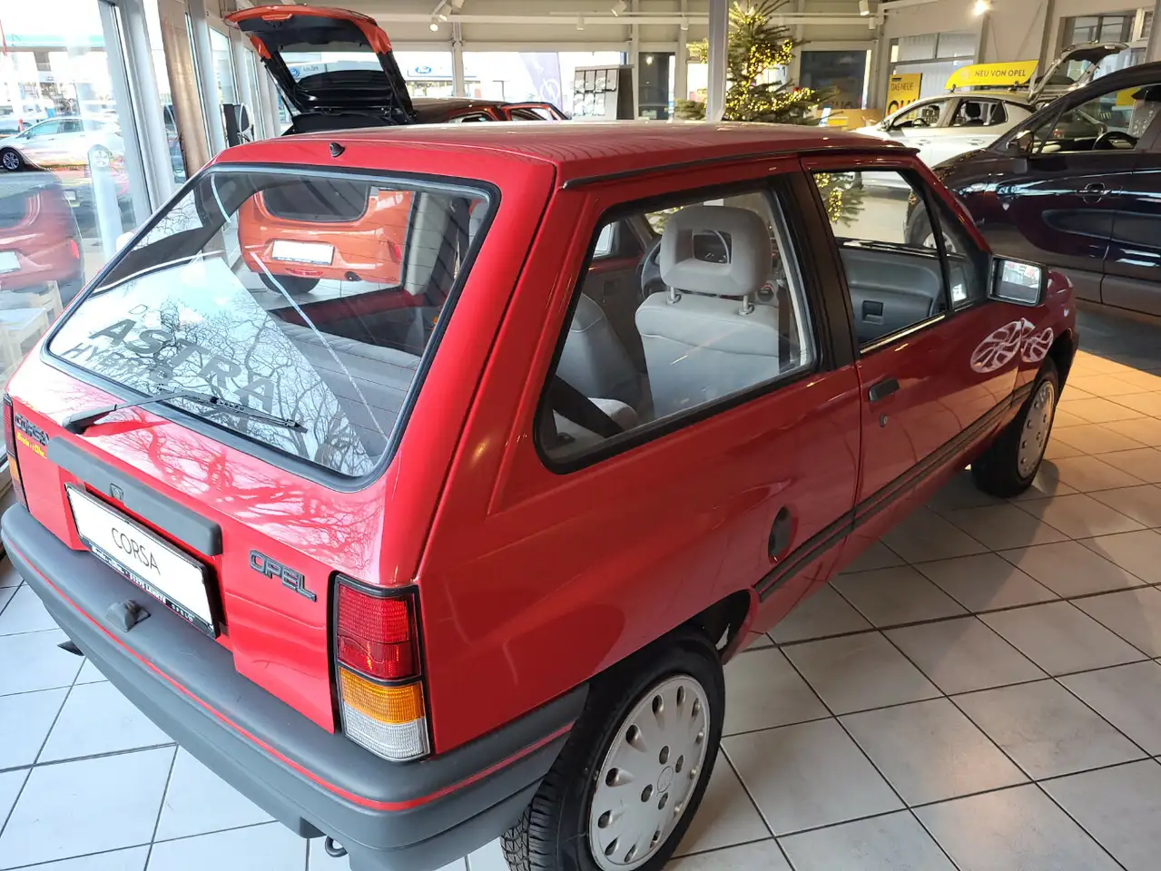 Opel Corsa Viva -VB-, foto 2