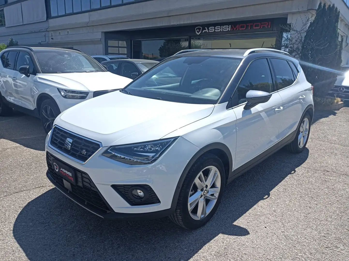 SEAT Arona Arona 2017 1.0 tgi FR 90cv Bianco - 1