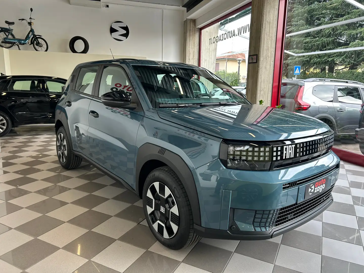 Fiat Grande Panda 1.2 hybrid Icon 110cv edct TECH PACK Blauw - 2