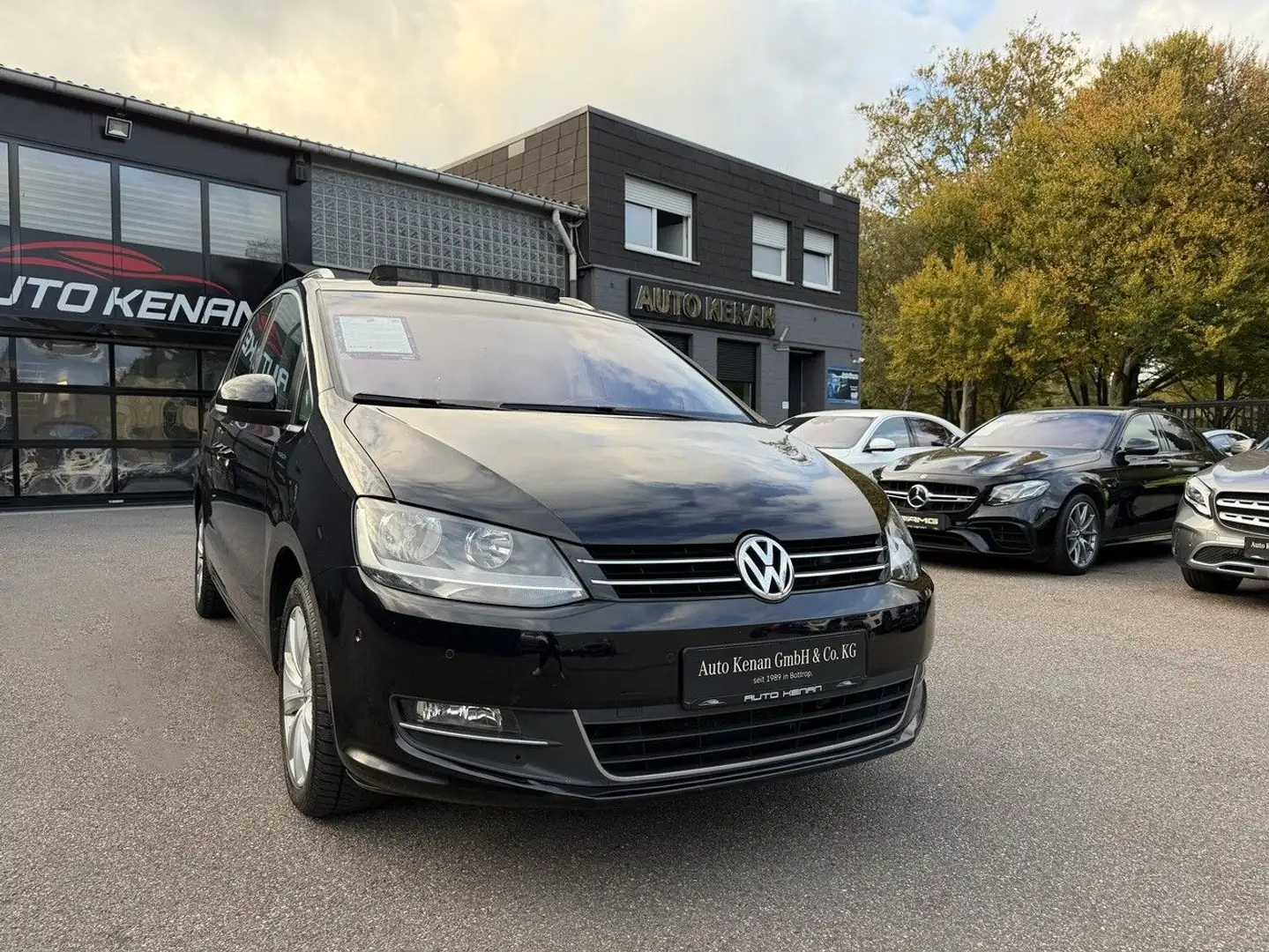 Volkswagen Sharan Highline BMT 7-Sitzer Navi/Pano/Kamera Schwarz - 1