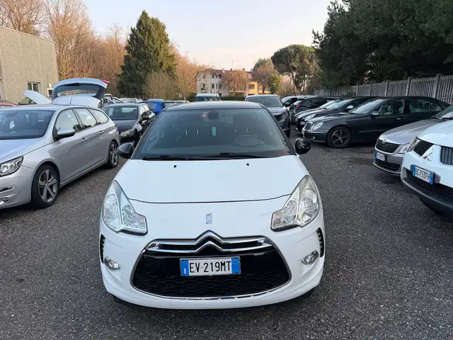 DS Automobiles DS 3 DS3 1.4 hdi So Chic 70cv