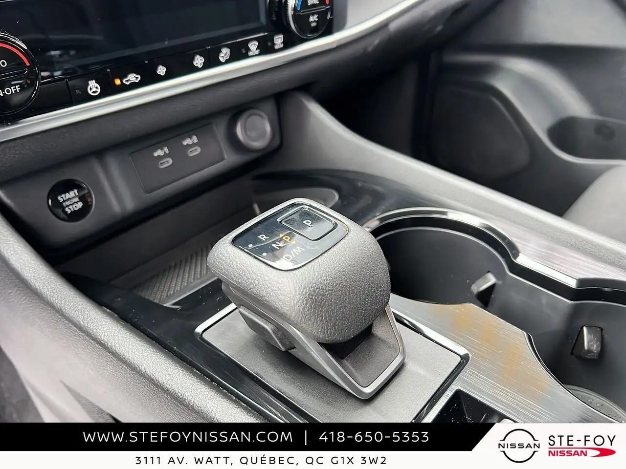 Nissan Rogue fotografie Nissan Rogue
