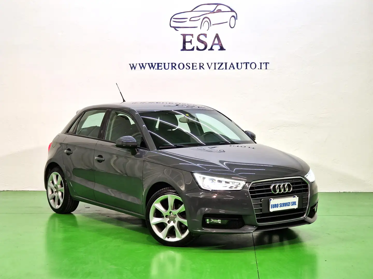 Audi A1 A1 Sportback 1.6 tdi Sport s-tronic Grau - 1