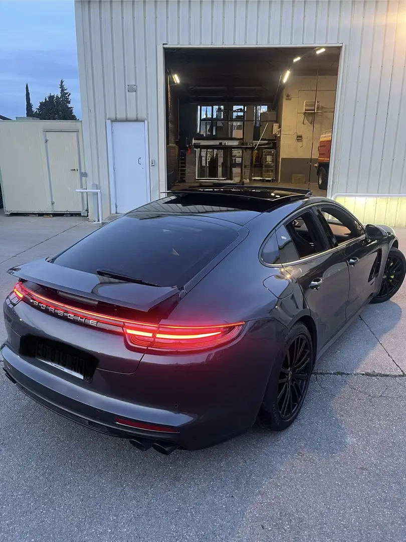 Porsche Panamera 4 V6 3.0 462 Hybrid PDK - 1