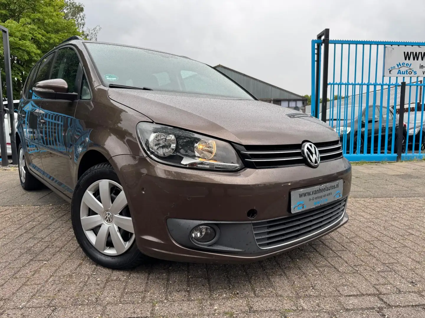 Volkswagen Touran 1.2 TSI Comfortline A-C Elek Pakket Cruise Pdc Bruin - 2