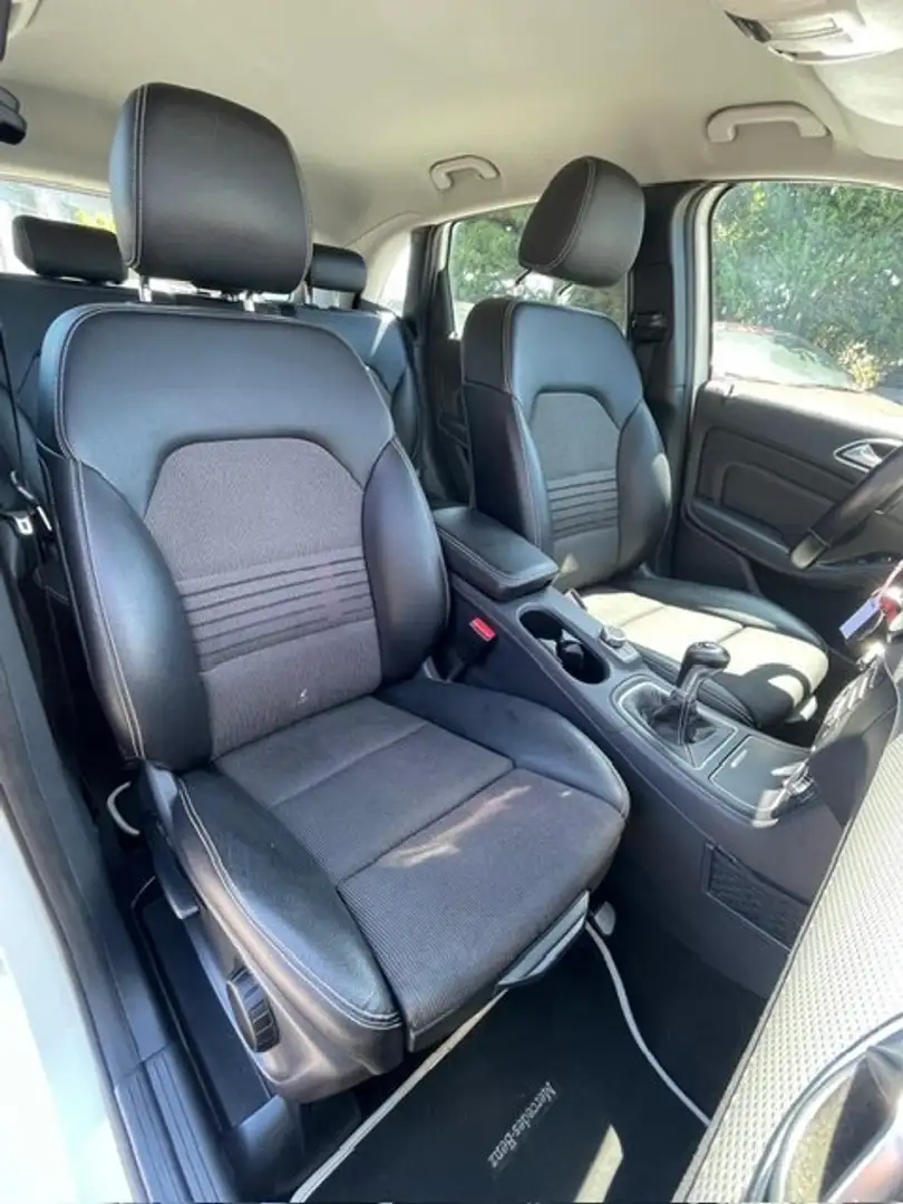 Mercedes-Benz B 180 B 180 d Business Білий - 2