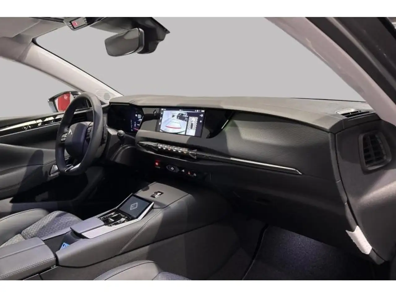 DS Automobiles DS 4 2024