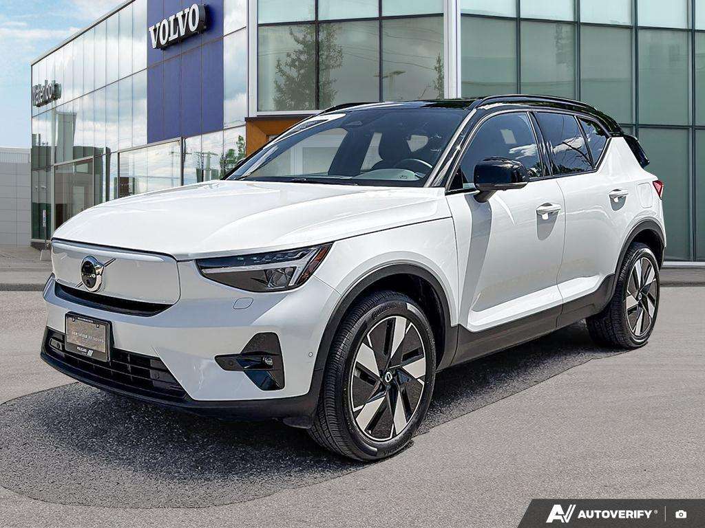 2024 Volvo XC40 Twin Plus