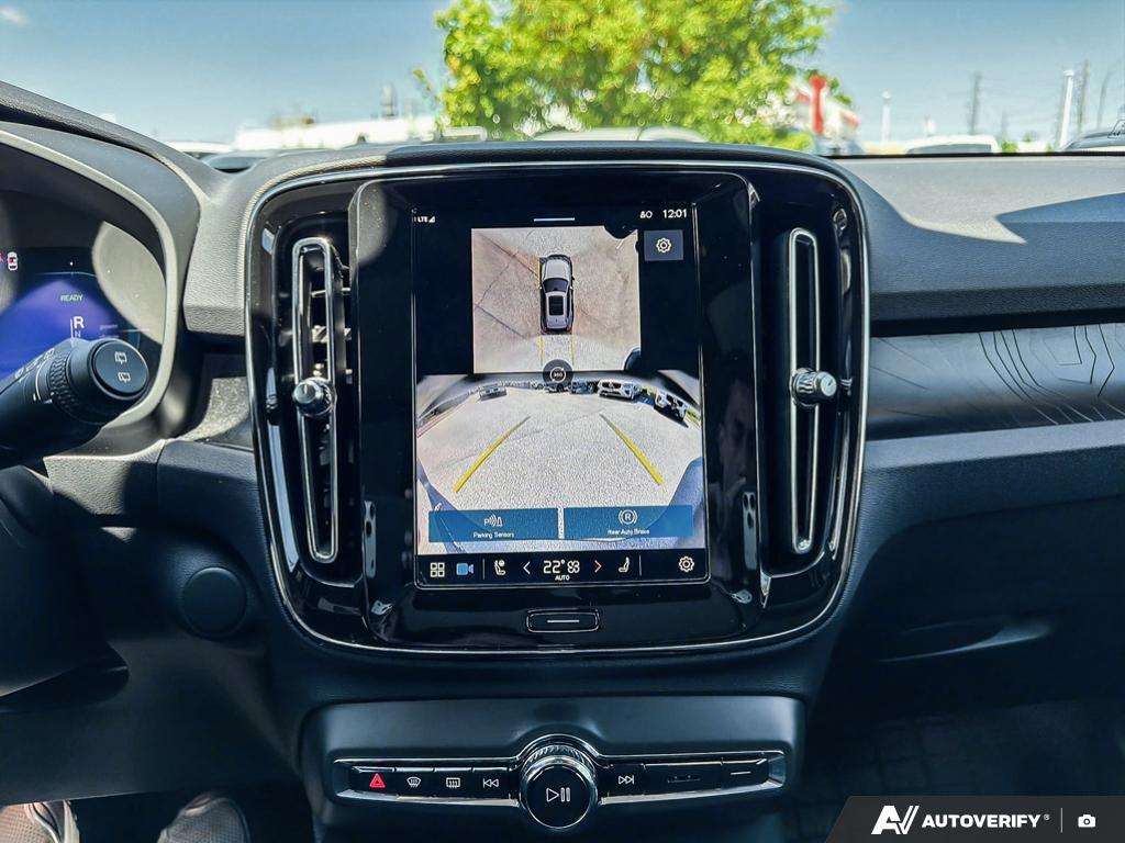 2024 Volvo XC40 Twin Plus thumb 18