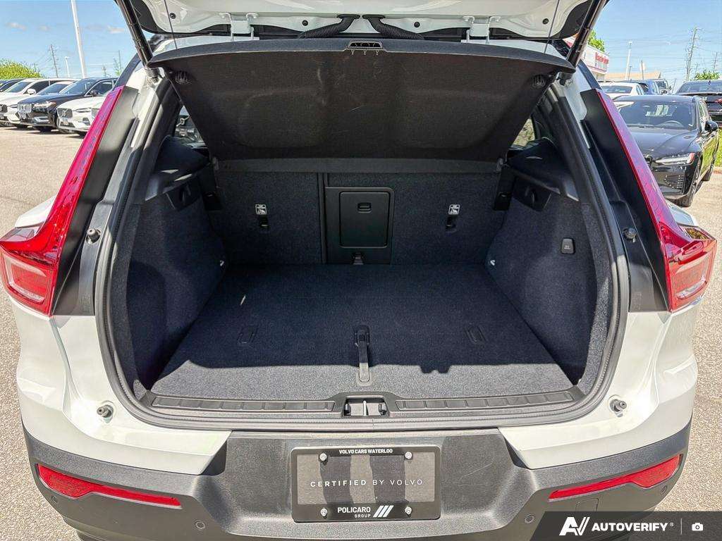 2024 Volvo XC40 Twin Plus thumb 11