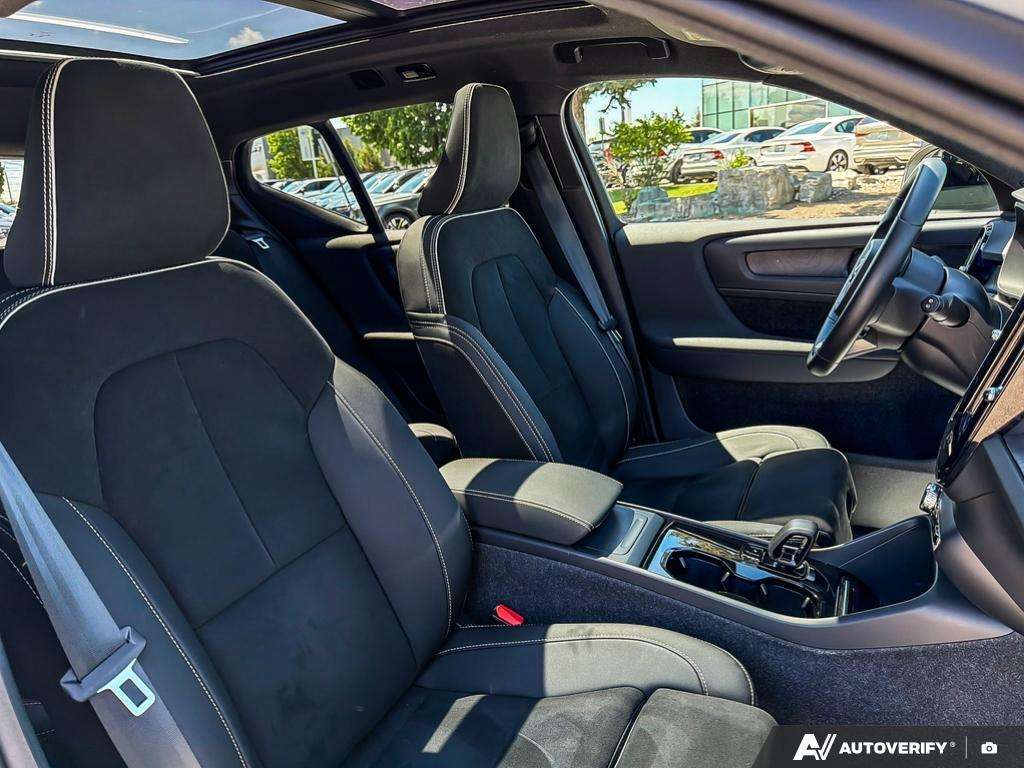 2024 Volvo XC40 Twin Plus thumb 21