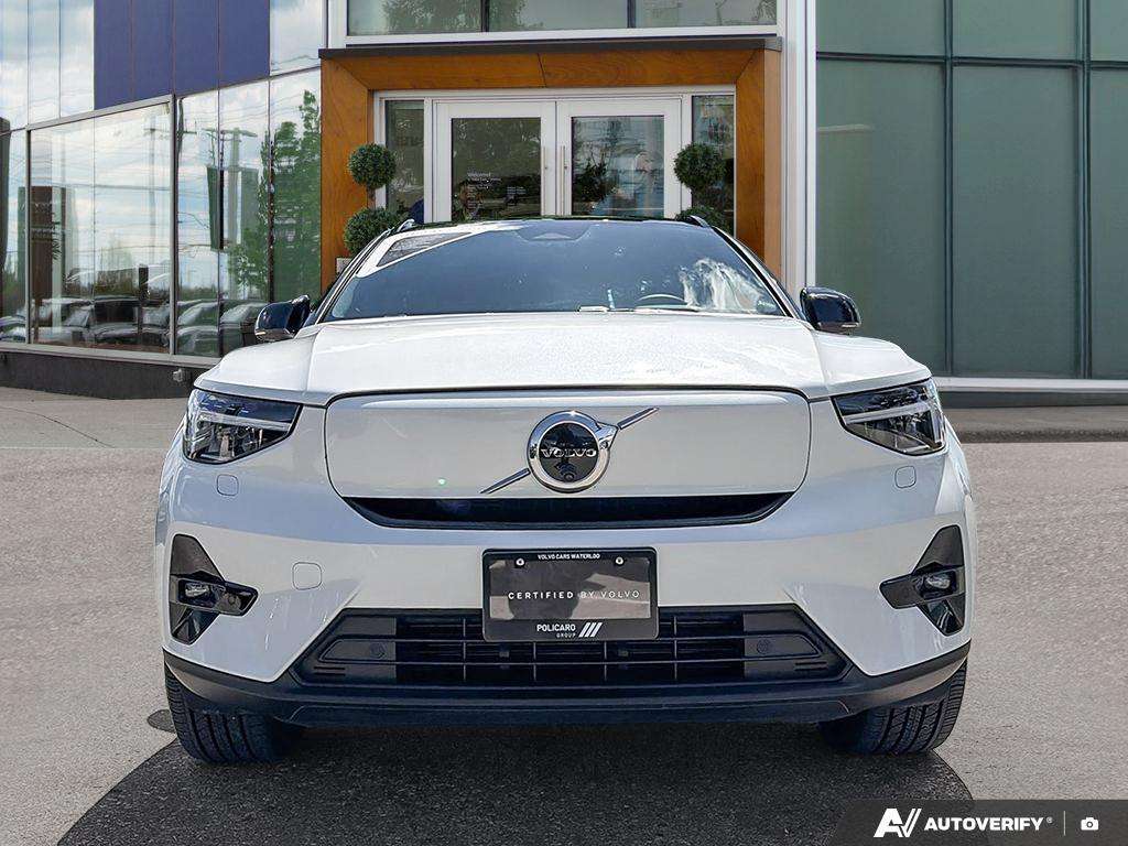 2024 Volvo XC40 Twin Plus alt 2