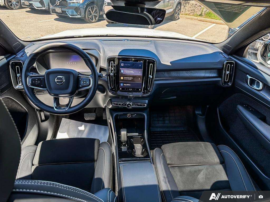 2024 Volvo XC40 Twin Plus thumb 23