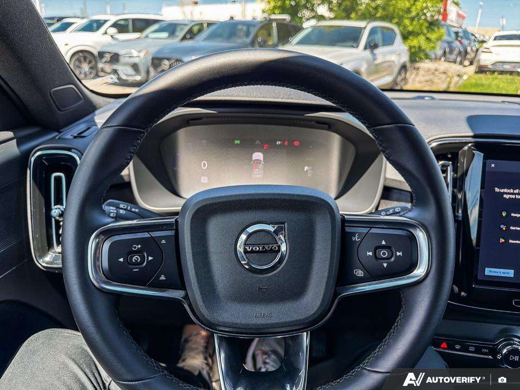 2024 Volvo XC40 Twin Plus thumb 13