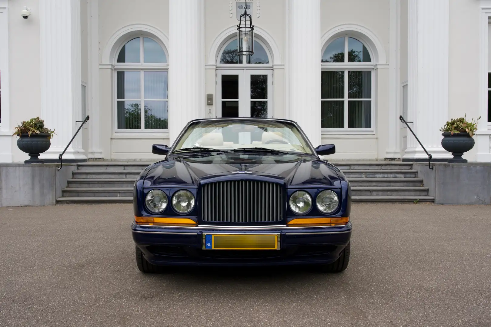 Bentley Azure Azure 6.8 Convertible Blauw - 1