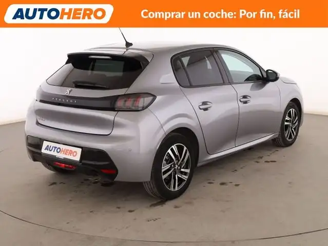 Peugeot 208 view 6