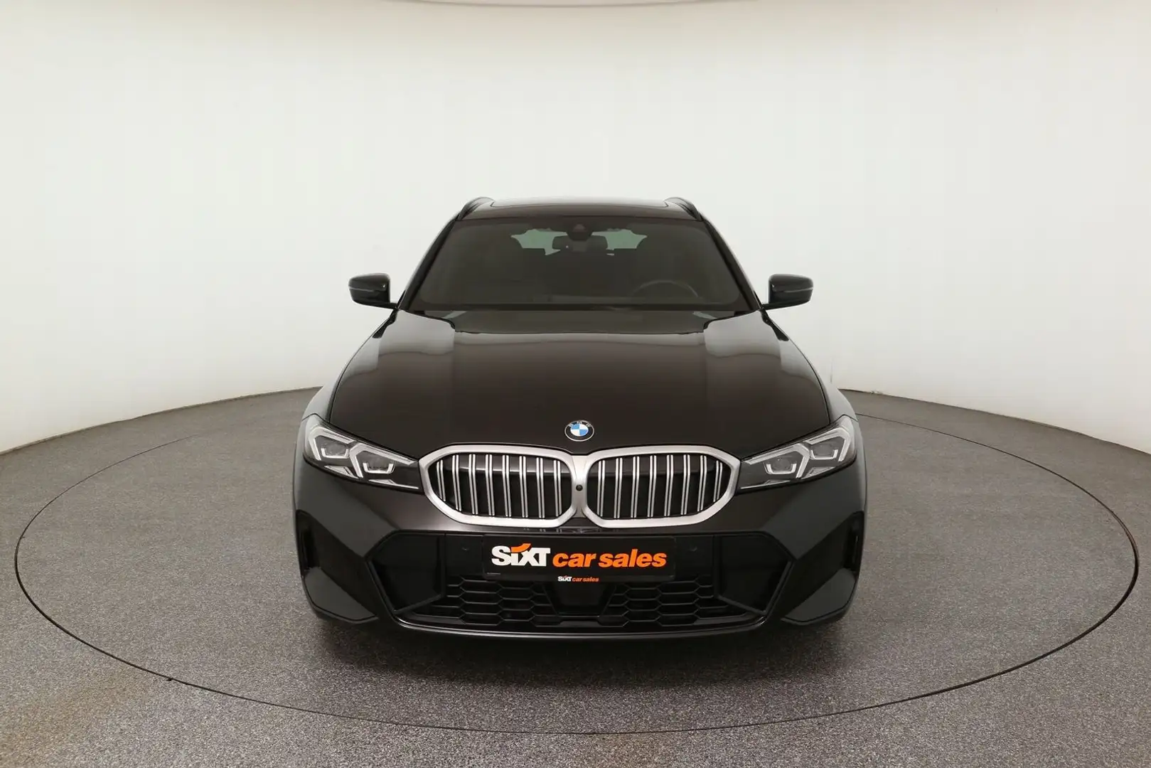 BMW 320 i M Sport|PANO|ACC|HUD|360°|ad.LED|SHZG|AHK Schwarz - 2