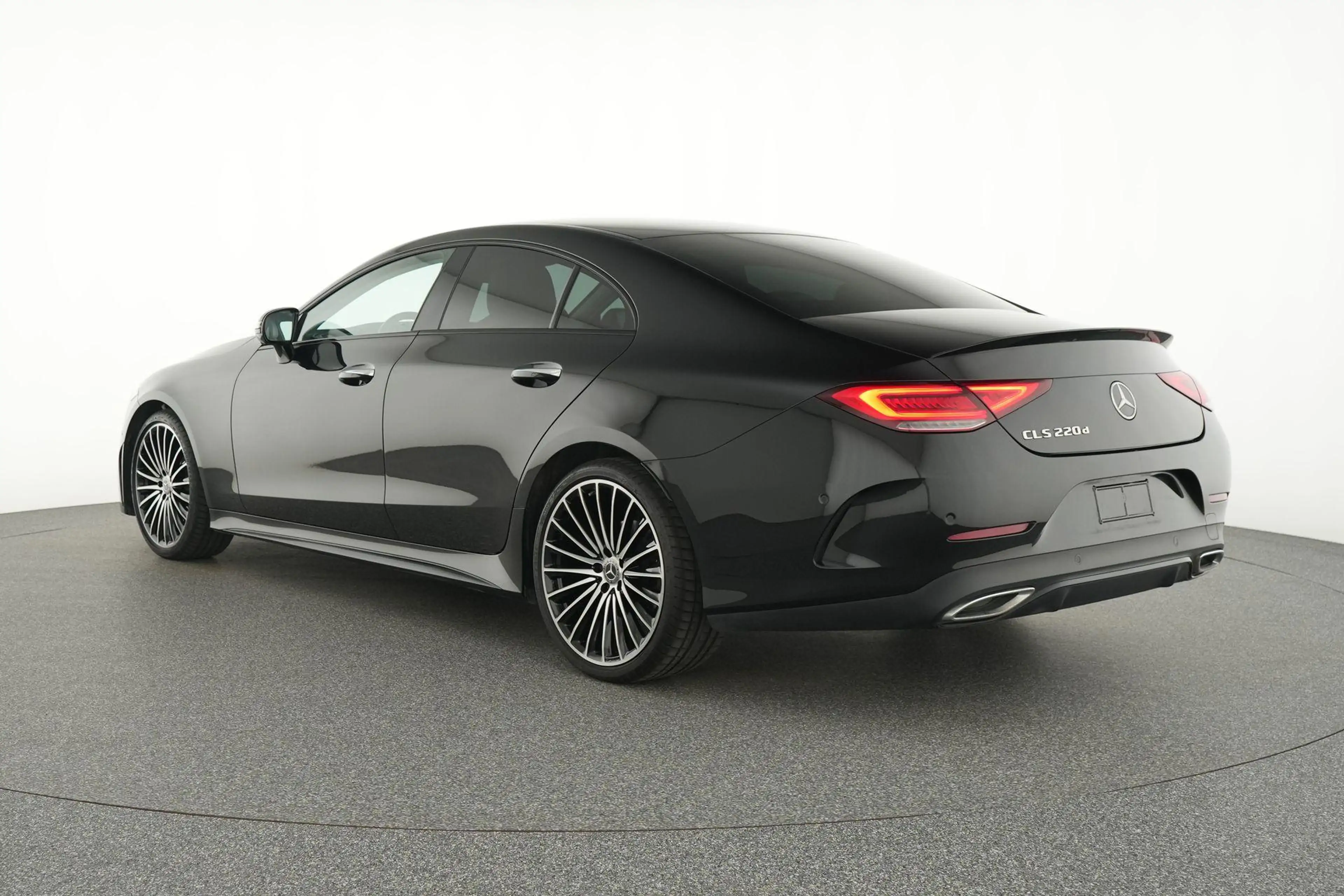 Mercedes-Benz CLS 220 d AMG Line + LEDER + OPEN DAK + MULTIBEAM + CARPLA — photo 3