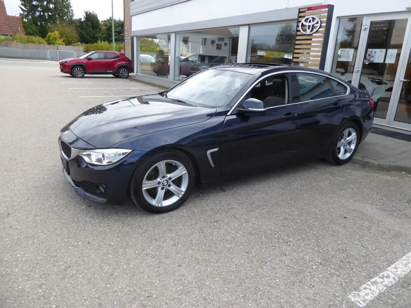 BMW 418 d Gran Coupe *XENON*SCHIEBEDACH*LEDER* Blau - 2