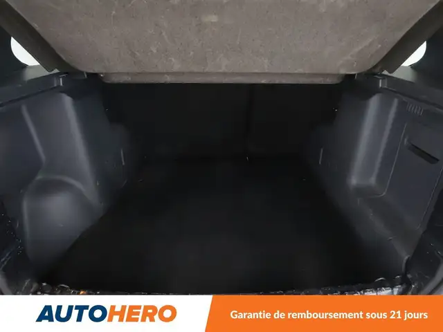 Dacia Duster view 17