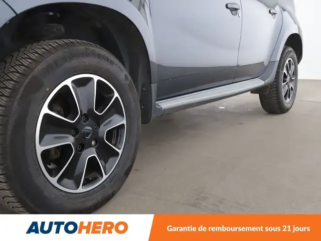 Dacia Duster view 30